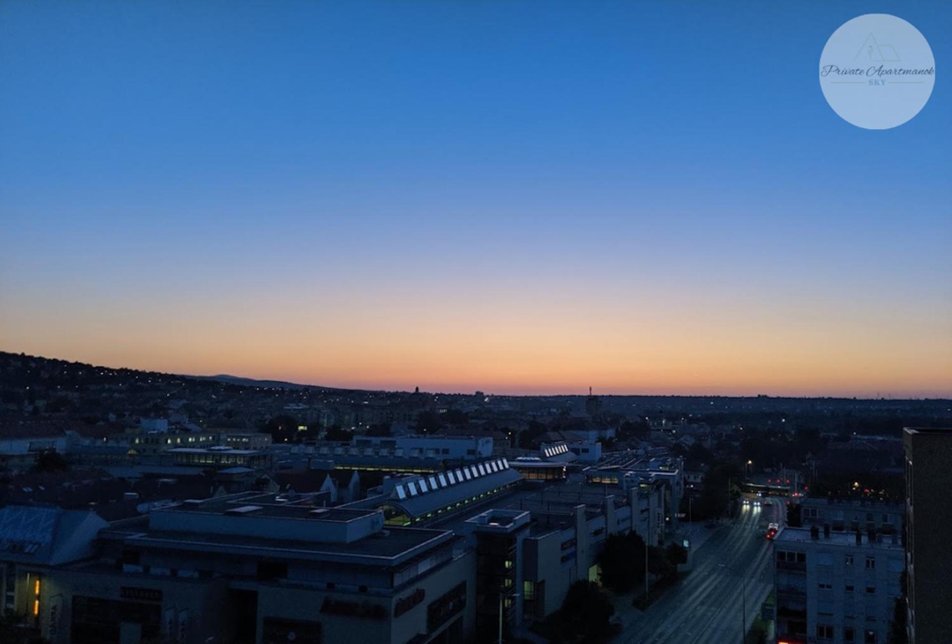 Sky Panorama Apartman Pécs Exterior foto