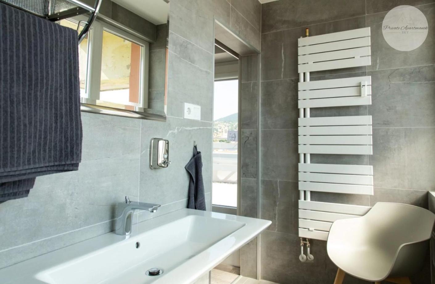 Sky Panorama Apartman Pécs Exterior foto